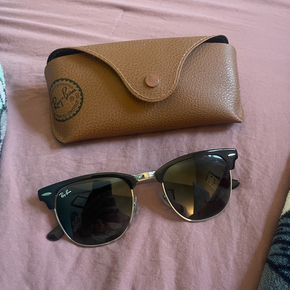Ray Ban Clubmaster Sunglasses - Picture 1 of 2